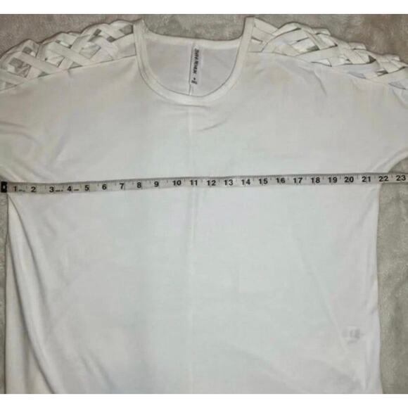 White Zenana Premium Lattice Scoop Neck Sleeve Dressy T-Shirt Blouse Size Small - Picture 10 of 12